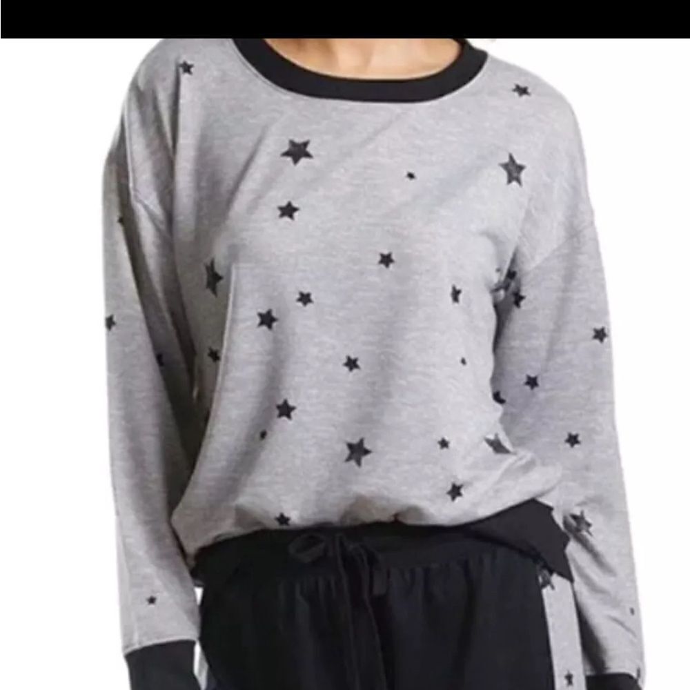 SPLENDID Stars Print Gray and Black Crew neck long sleeve Top  M